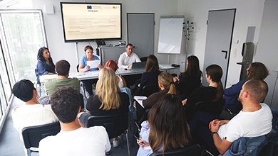 Quelle: Bayerisches Landesamt für Asyl und Rückführungen (LfAR)